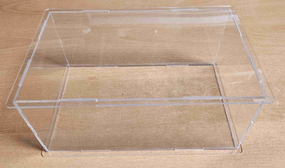 Plexibox 2mm (250 x 300 x 180)